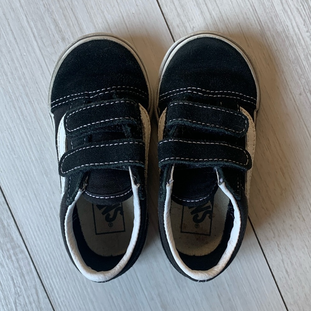 TODDLER VANS